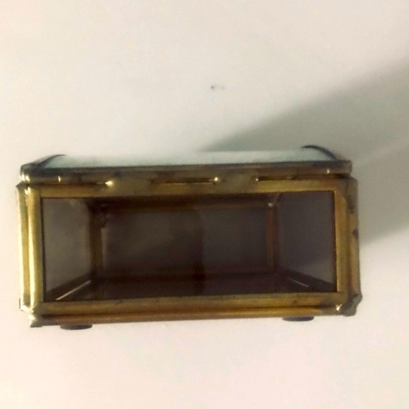Circa 1990 Glass & Brass Cherub Cat Keepsake / Trinket Box - Picture 3 of 13